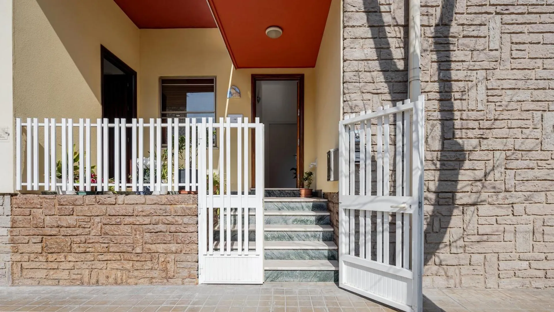 Cappuccini Apartment Lower Oristano 0*,  Italy